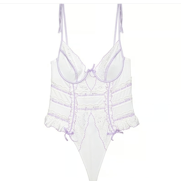 New! For Love and Lemons Daisy Eyelet Embroidered Bodysuit - Picture 6 of 15